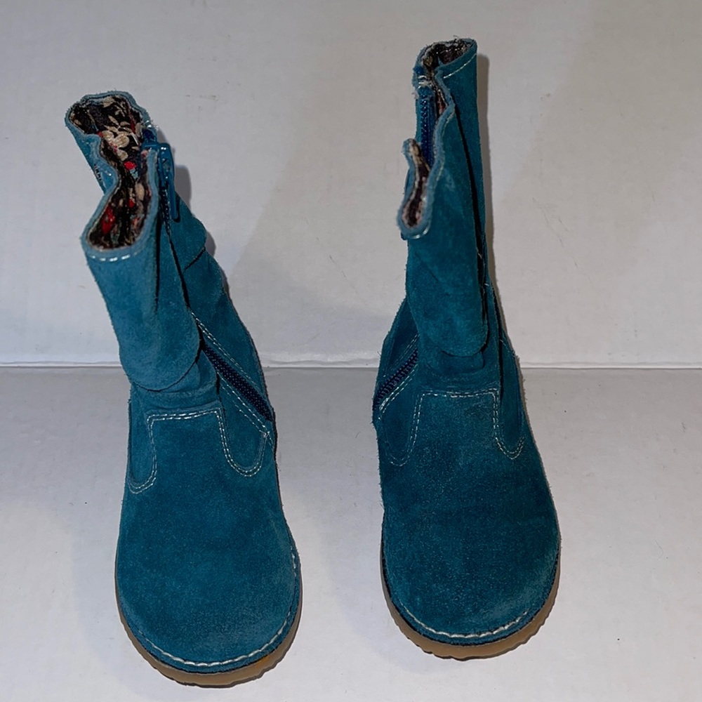 Girls dark teal suede shoes size 7